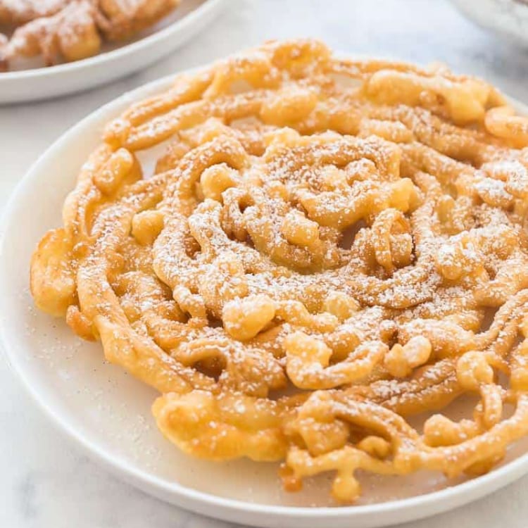 Funnel Cake (Summer Time Only).